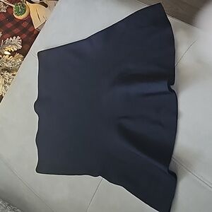 BAILEY 44 Shaper Under Skirt